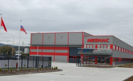 u体育欧洲新厂启用 研发生产服务升级